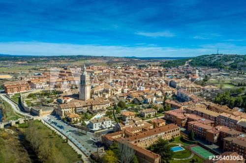 Appartamento Dos Torres Aragorn - El Burgo De Ebro Esterno foto